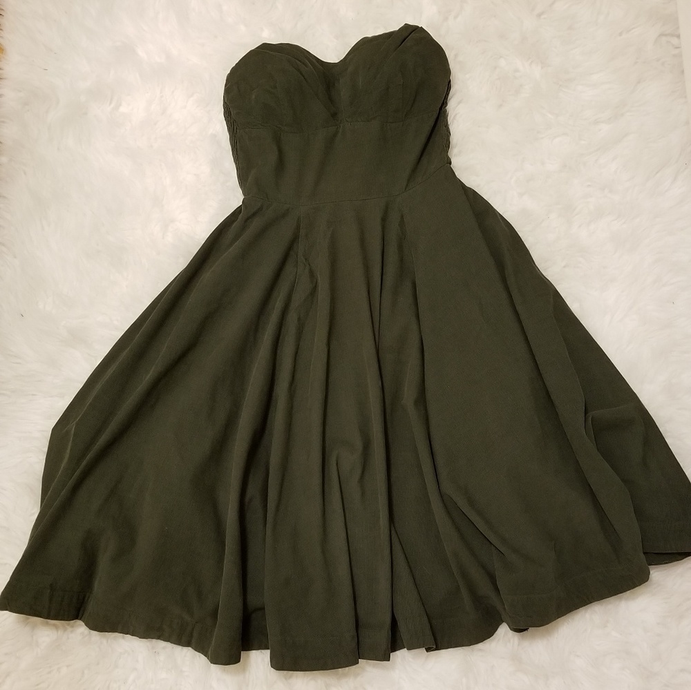 Dark green velvet midi dress
